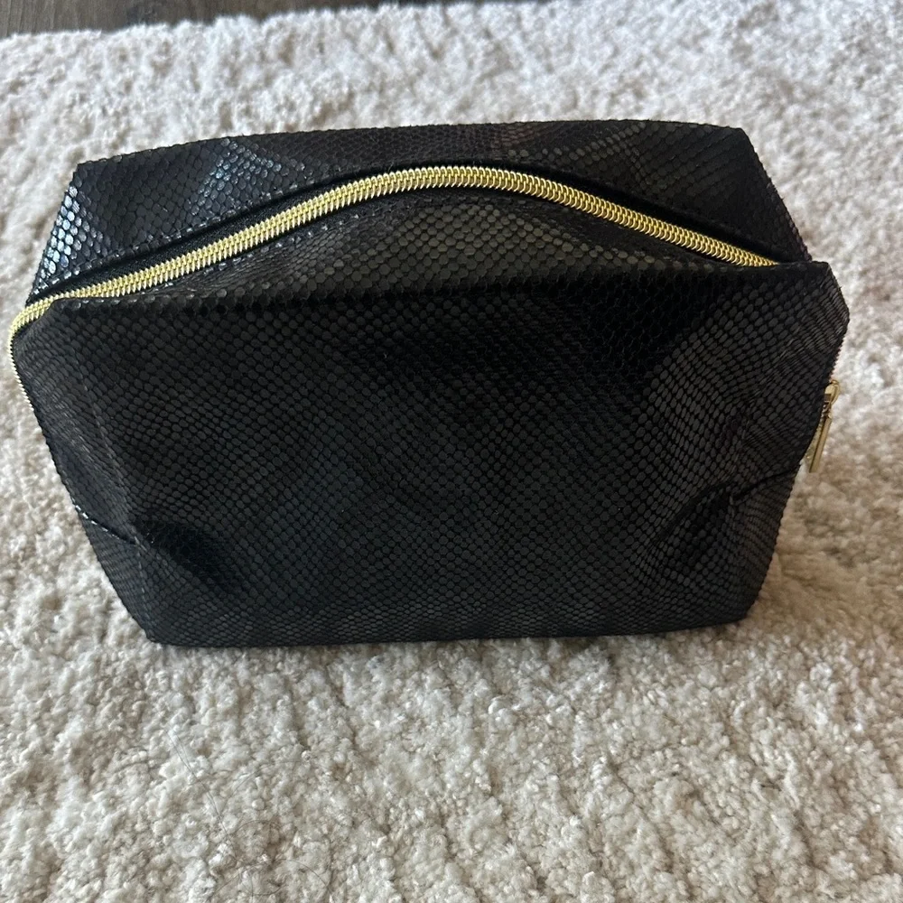New Tarte Cosmetic Bag